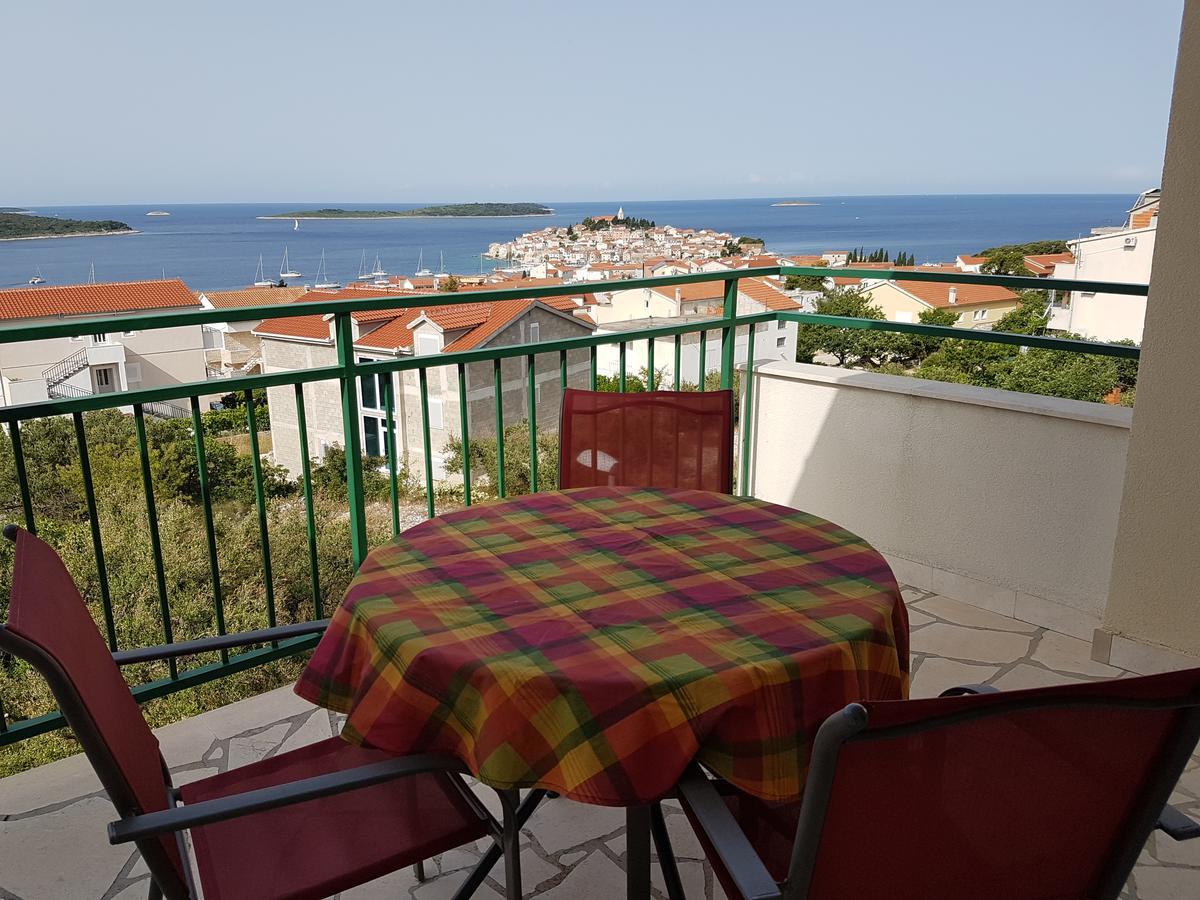 Apartmani Toni Poce 2 Primosten Bagian luar foto
